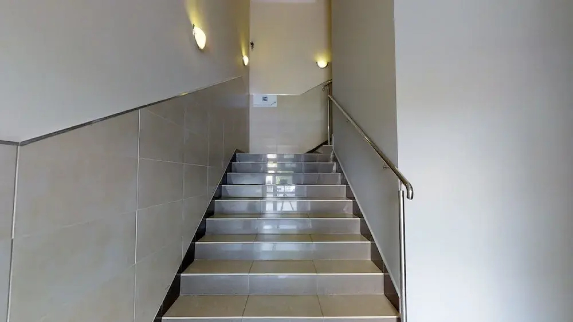 Rint - Centrum Świętojańska Street