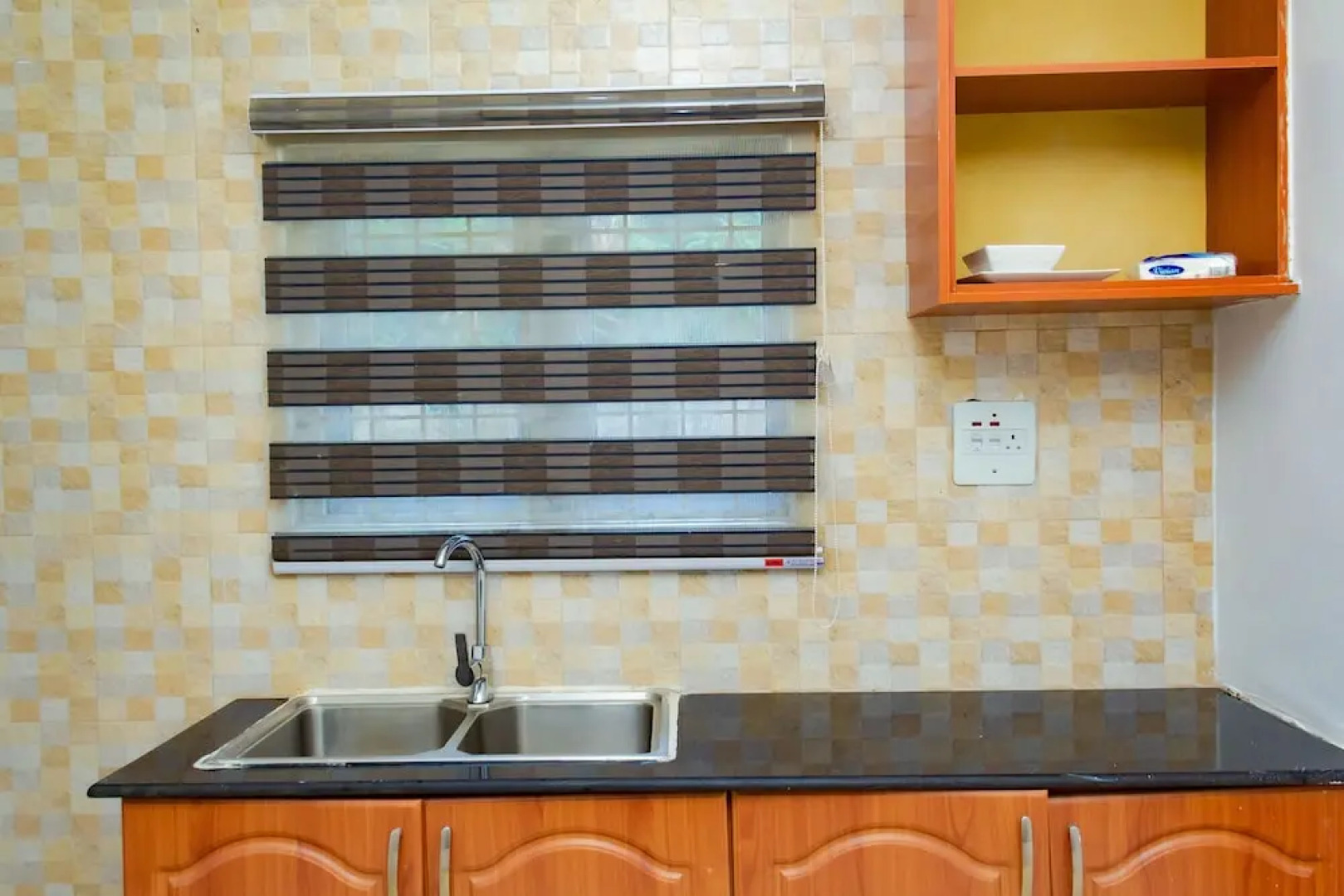 The Point Hotel & Suites