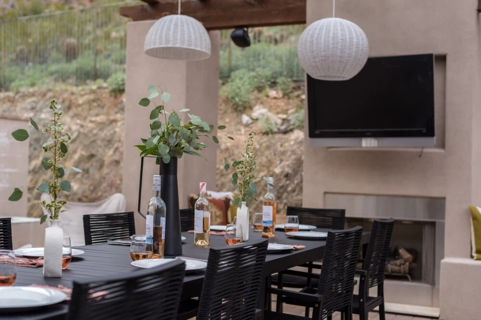 Apollo by AvantStay 6BR Private Desert Oasis with Pool Hot Tub Movie Room