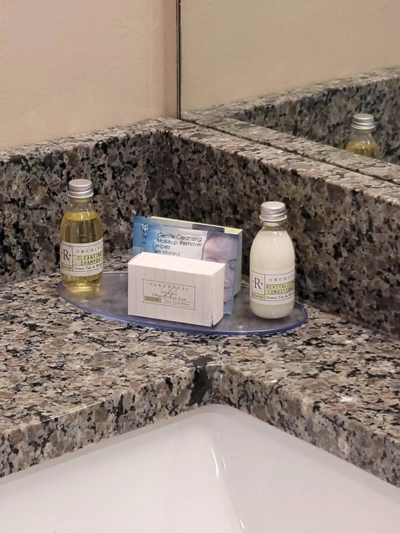 Ariel Broadway Hotel