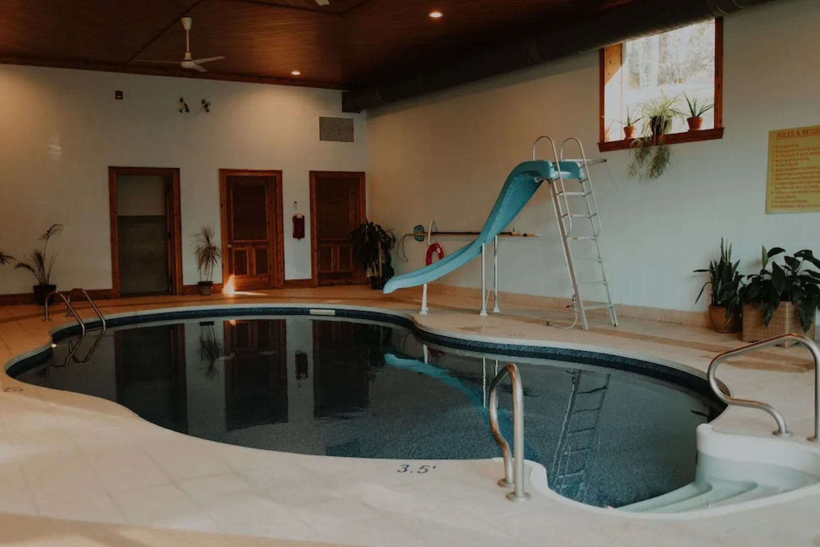 Pathsaala Inn & Restaurant