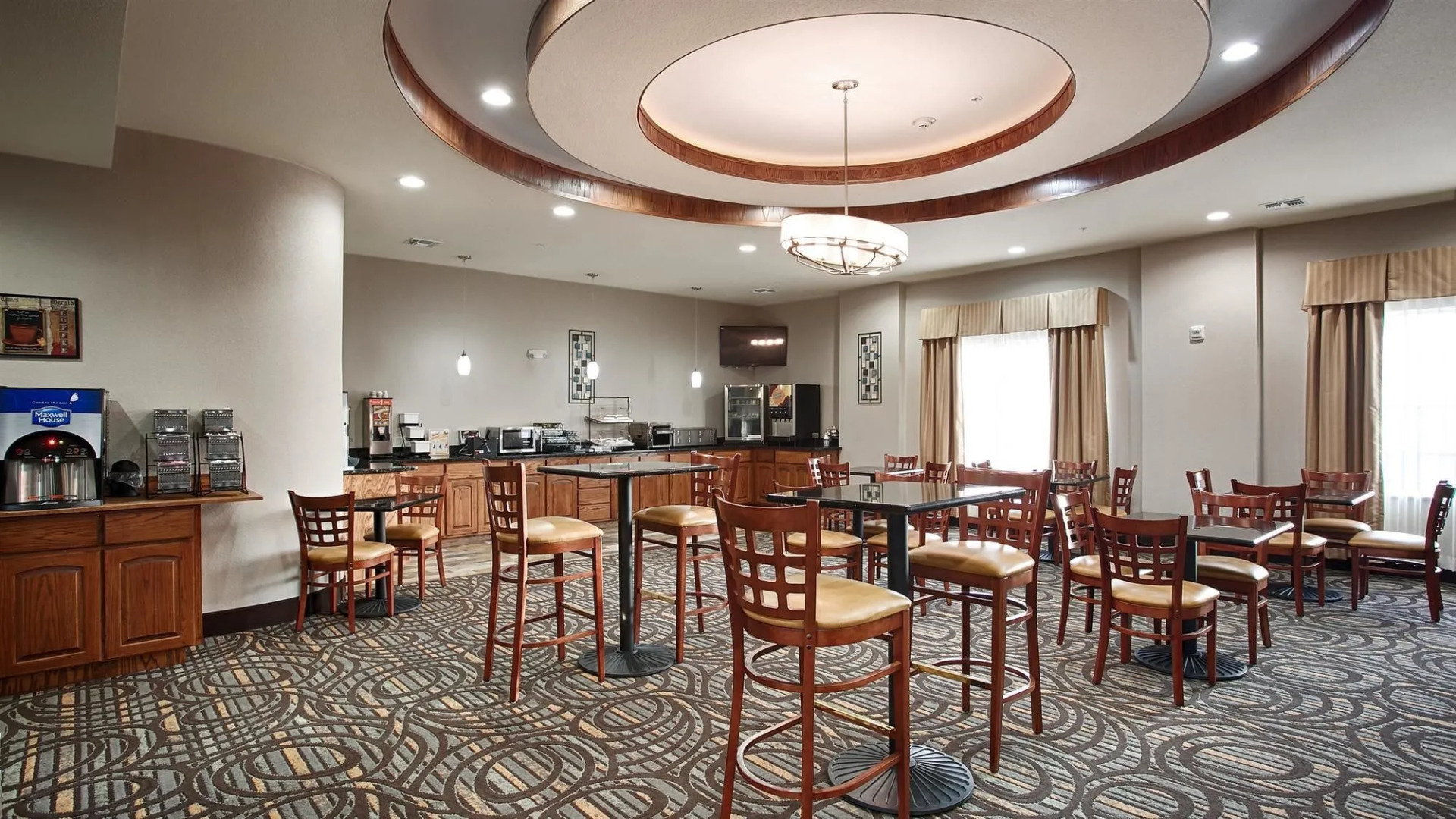 Best Western Plus Fort Worth Forest Hill Inn & Suites
