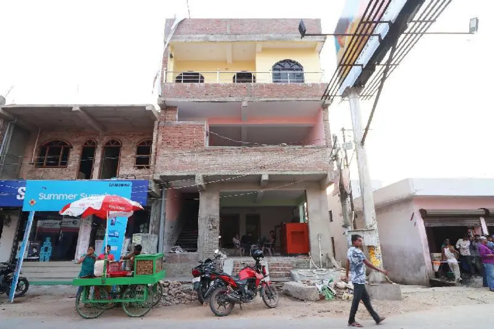 SPOT ON 41904 Hotel R.r Palace