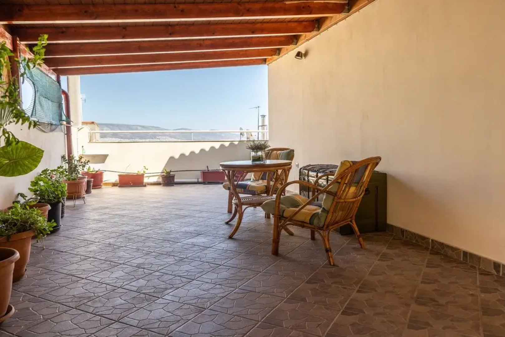 Cosy Studio Overlooking the Akropoli in Athens