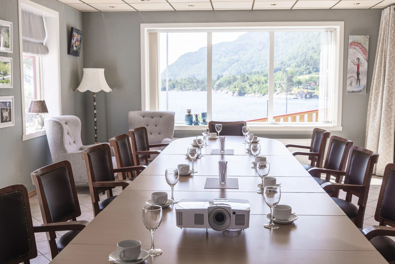 Lavik Fjord Hotell