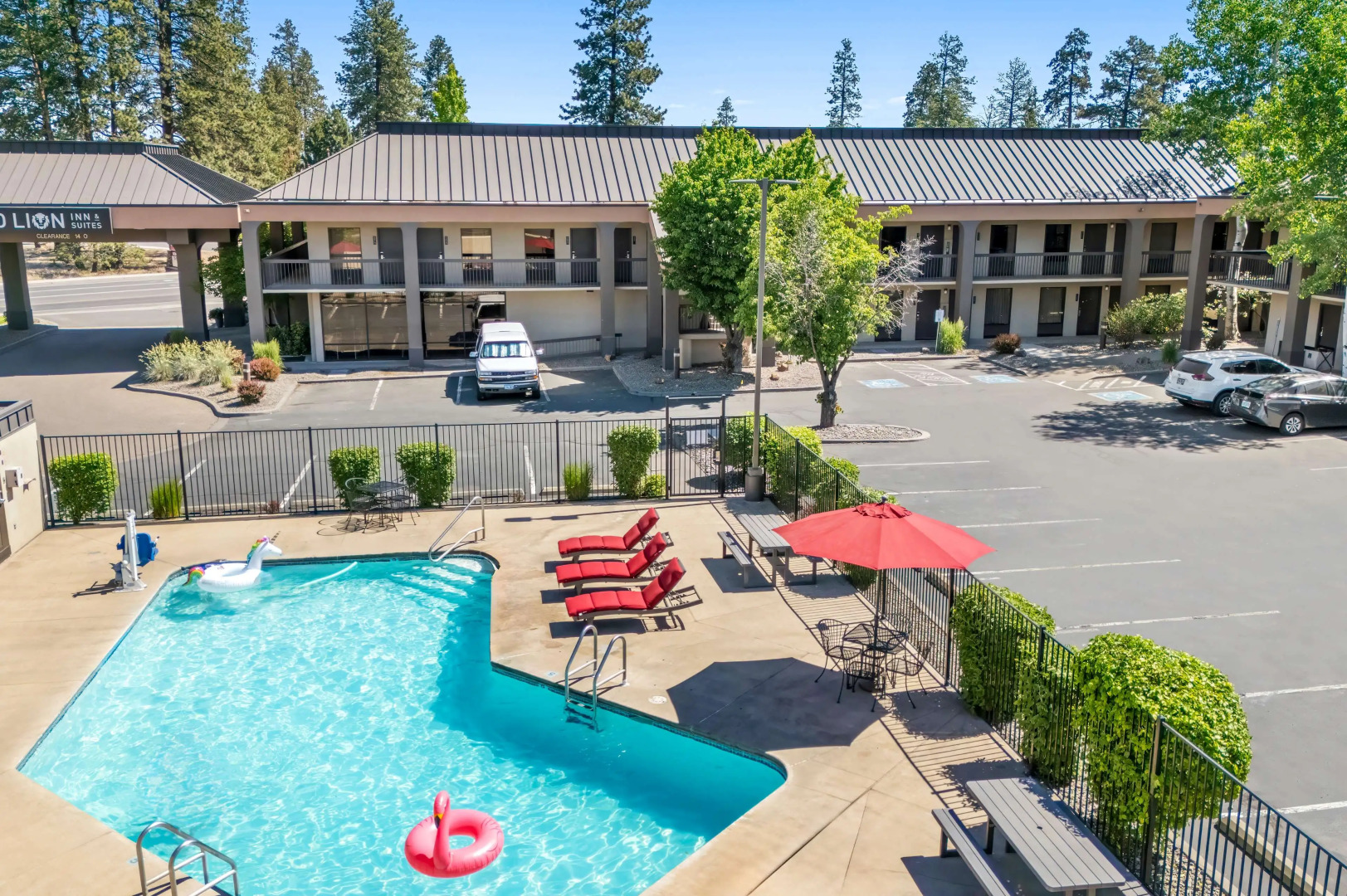 Red Lion Inn & Suites Deschutes River Bend
