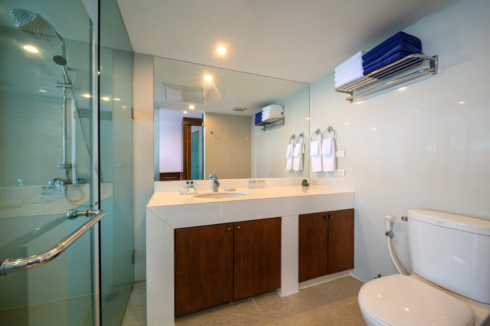 Andaman Beach Suites Hotel