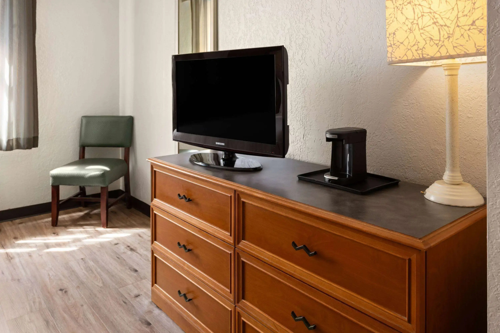 La Quinta Inn by Wyndham Pittsburgh Airport