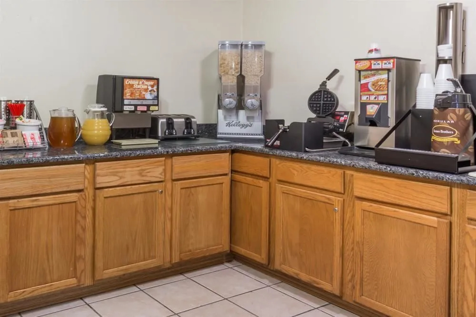 Super 8 by Wyndham Morris