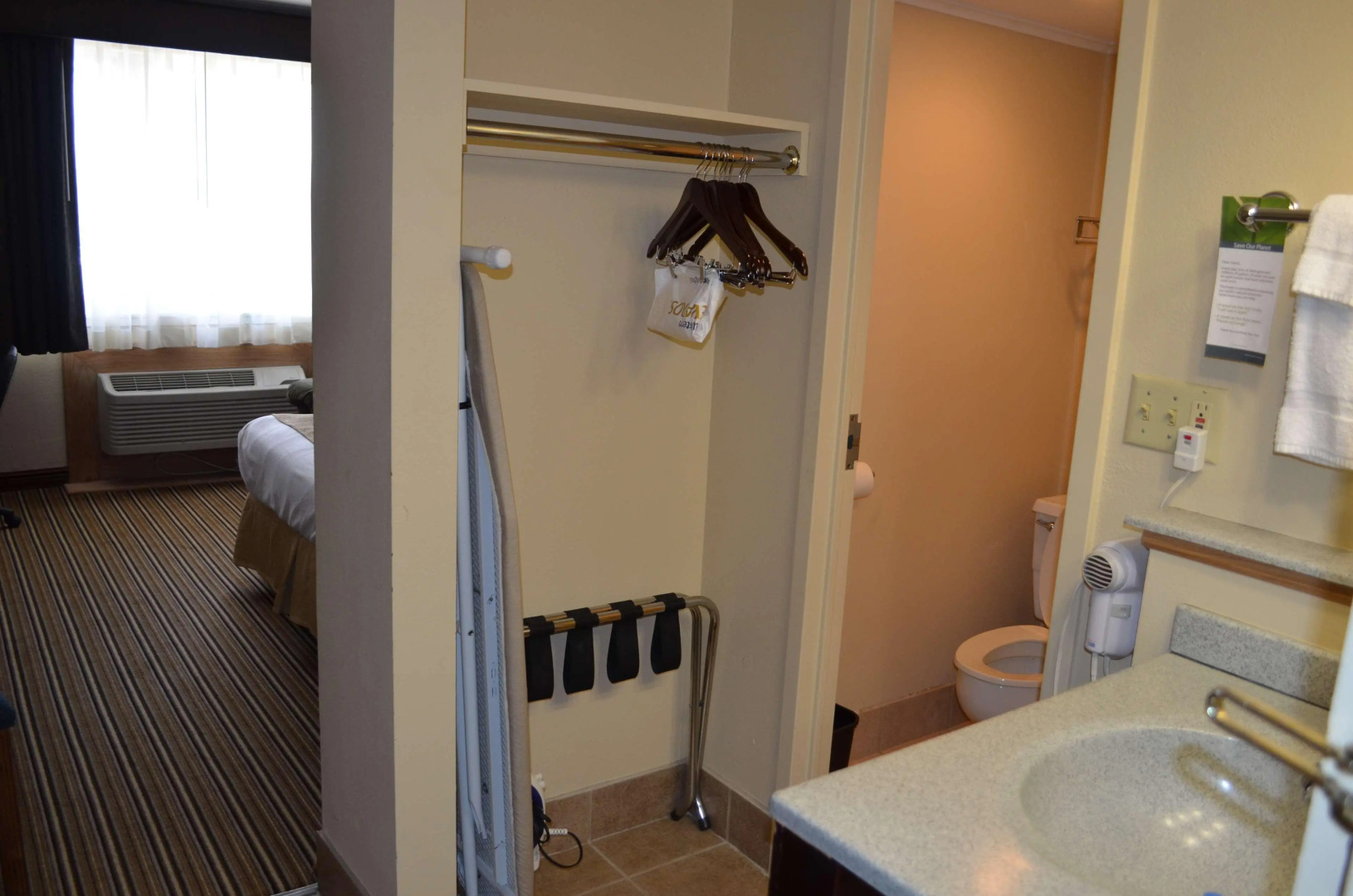 Crossroads Hotel and Event Center