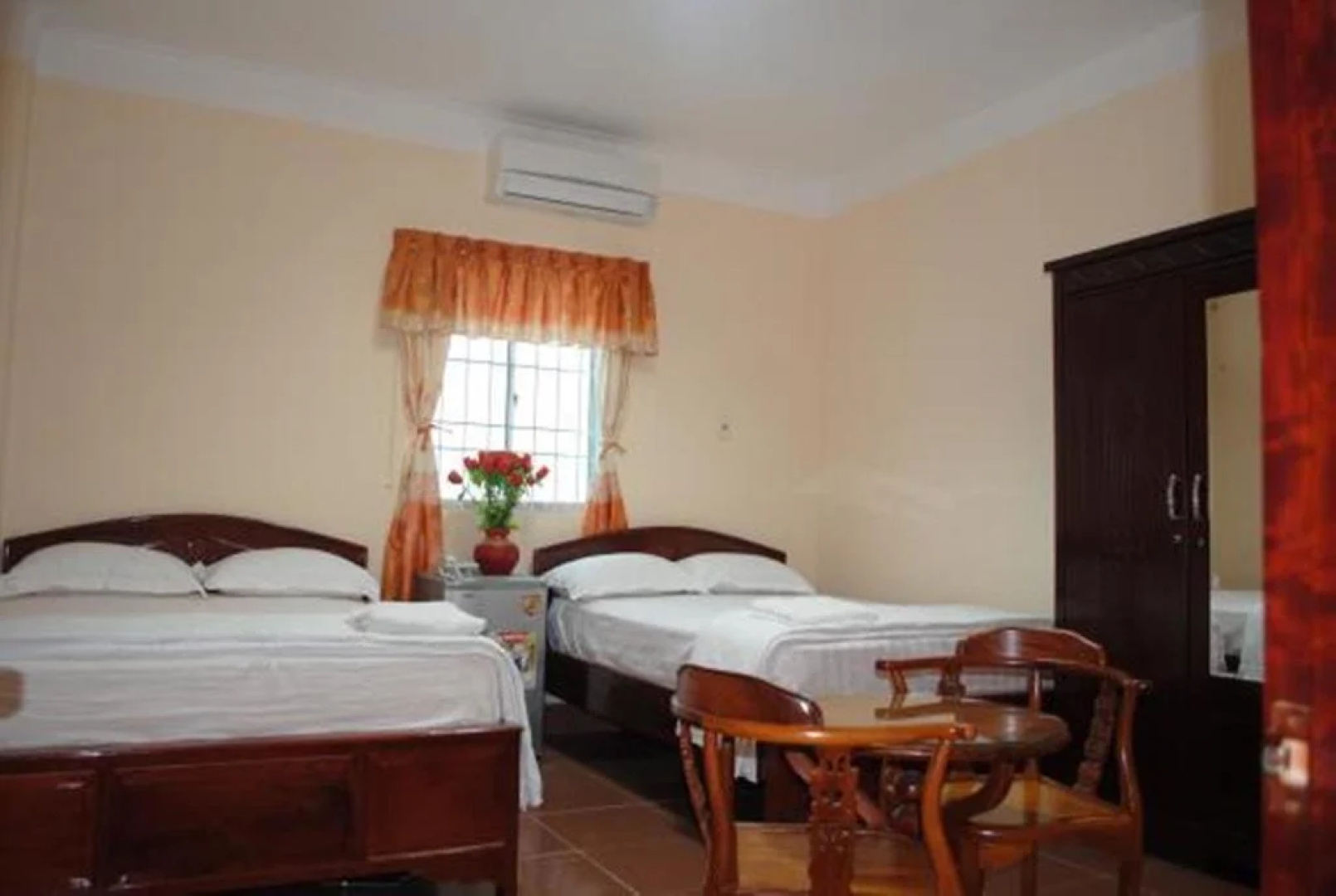 Thanh Nhan 1 Hotel