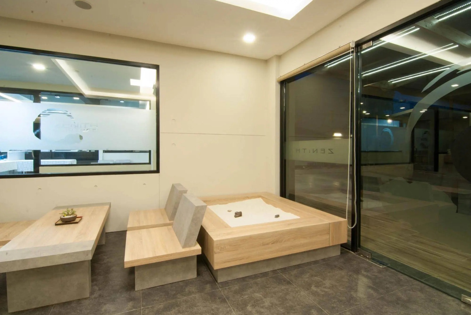 Zenith Residence Hotel