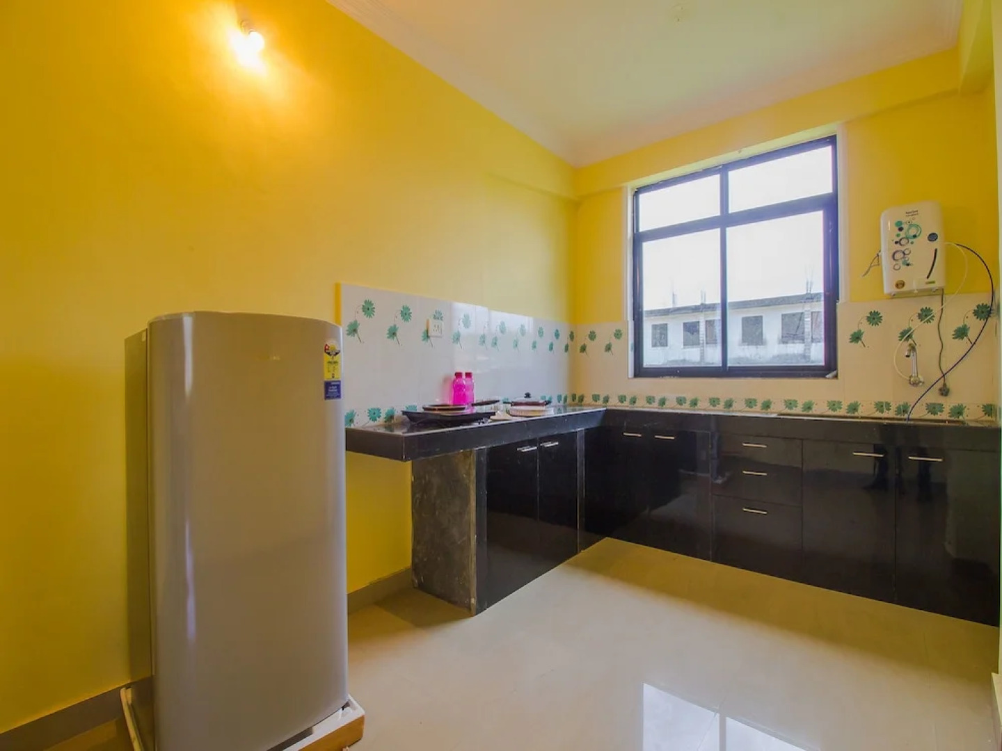 OYO 18352 Home Elegant 2BHK Mall De Goa