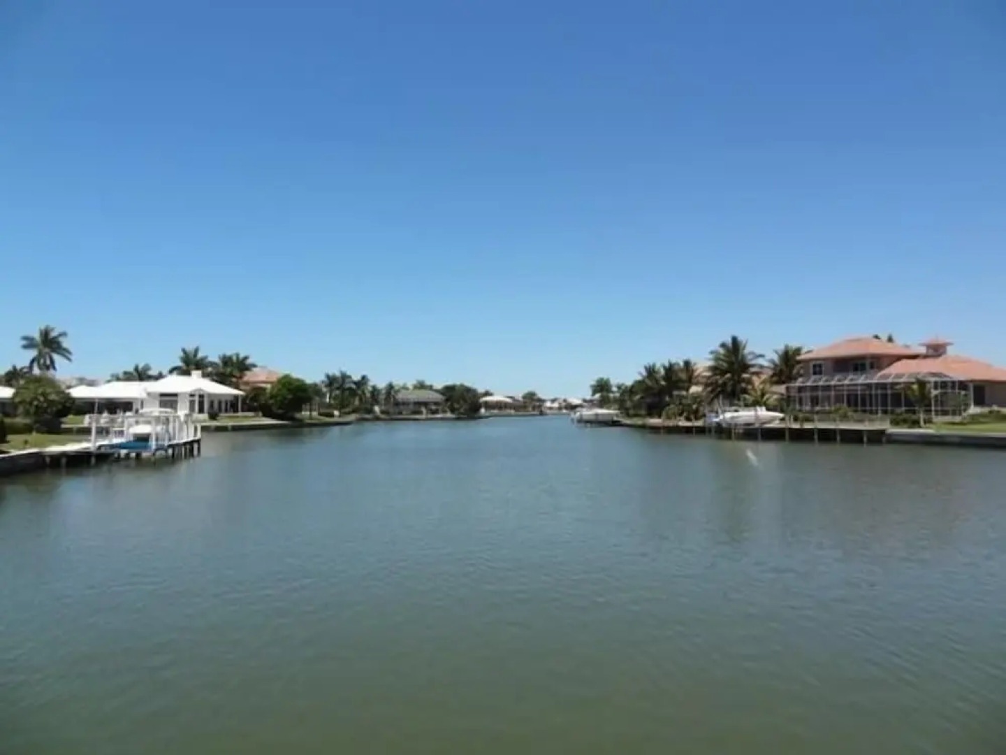 SNOW190 4 Bedroom Holiday Home by Marco Naples Vacation Homes