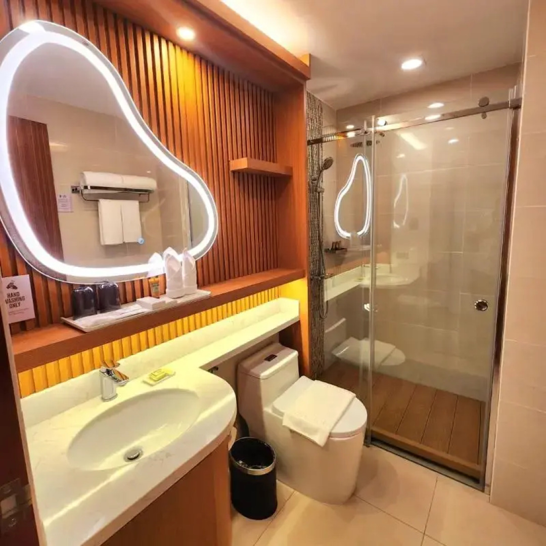 Cebu One Tectona Resort Hotel