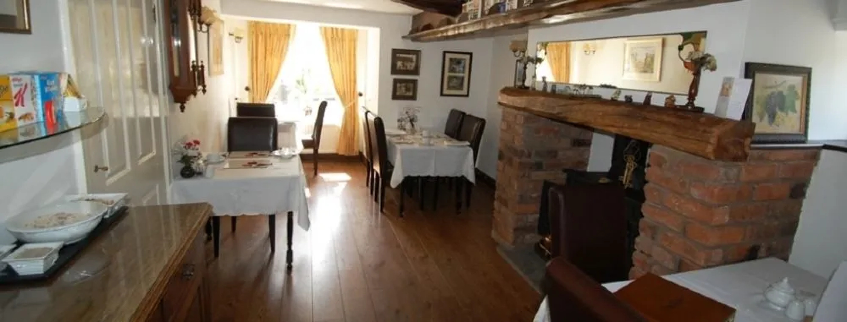 Middle Holly Cottage