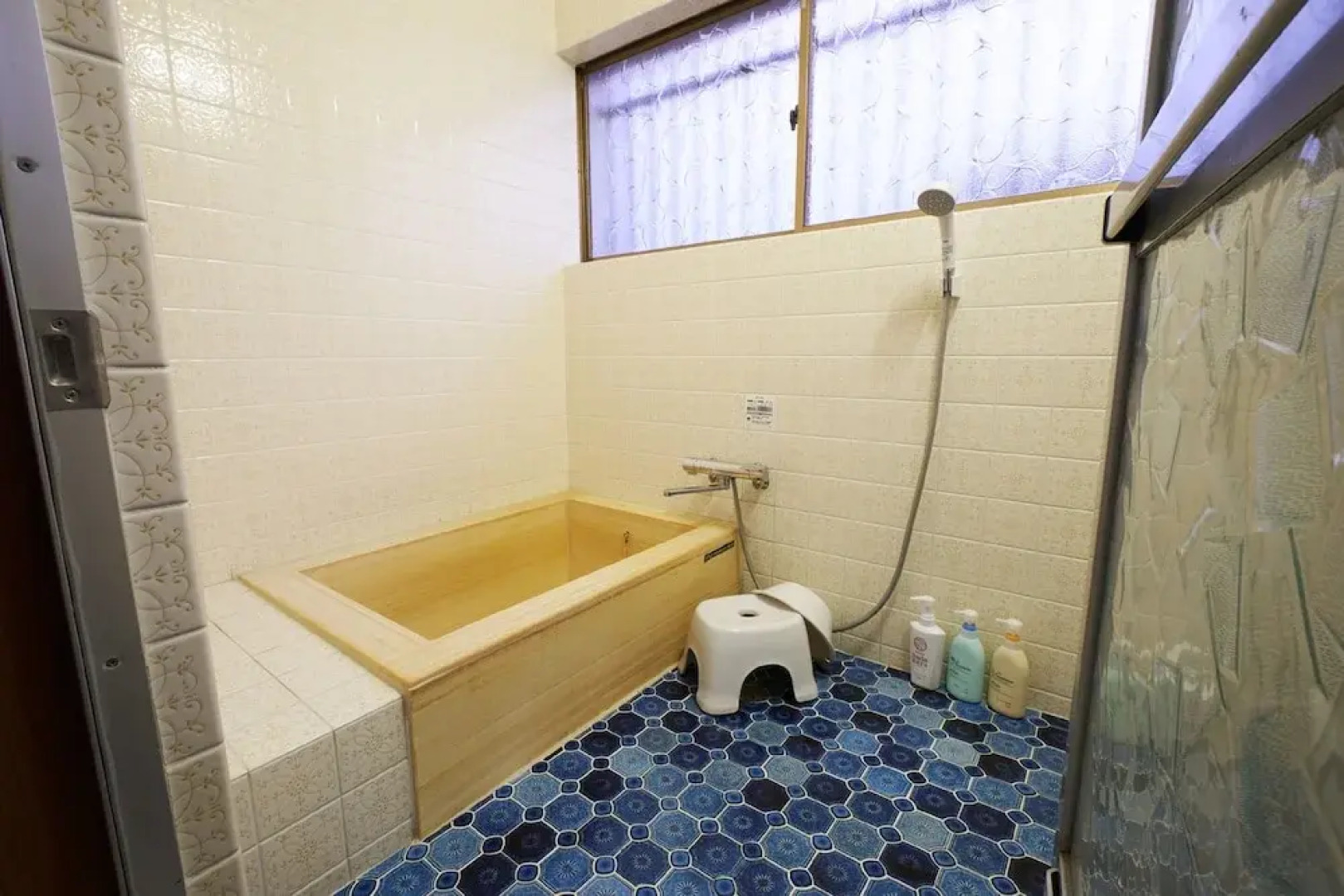 Vacation rentals -ryu-