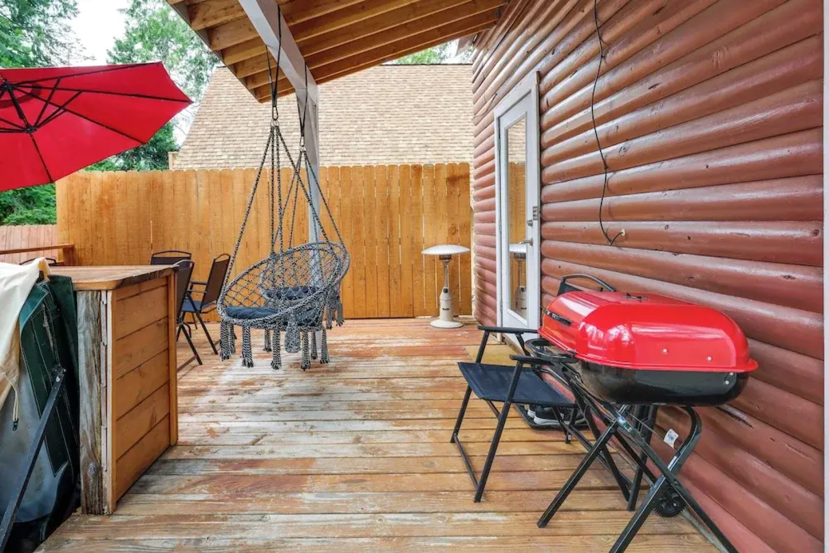 Fire Pit, Deck & Grill: Cozy Twain Harte Cabin!