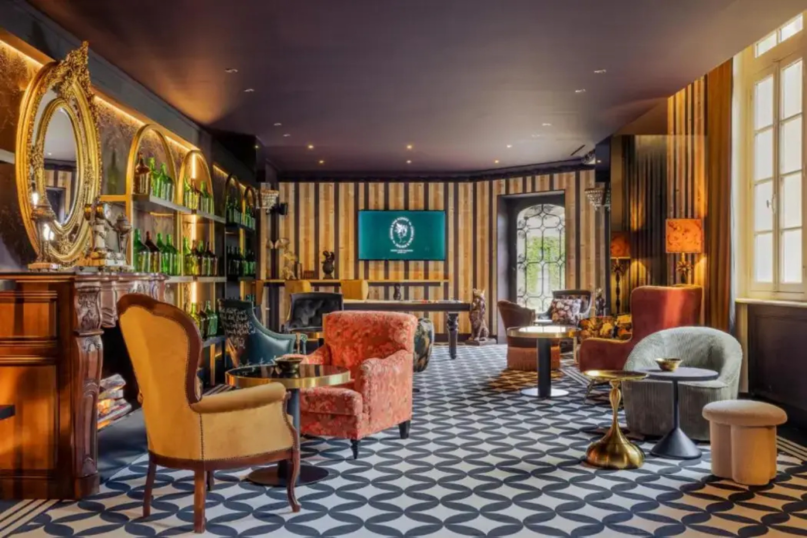 Château Jeanne & the Forest - Château de Montvillargenne