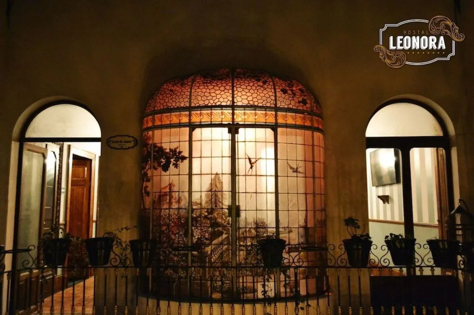 Leonora Hostal - Hostel