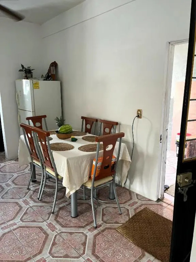 HomeStay Pochutla- Double Bed With Shared Bathroom in Private Home. Excellent Location, Wifi