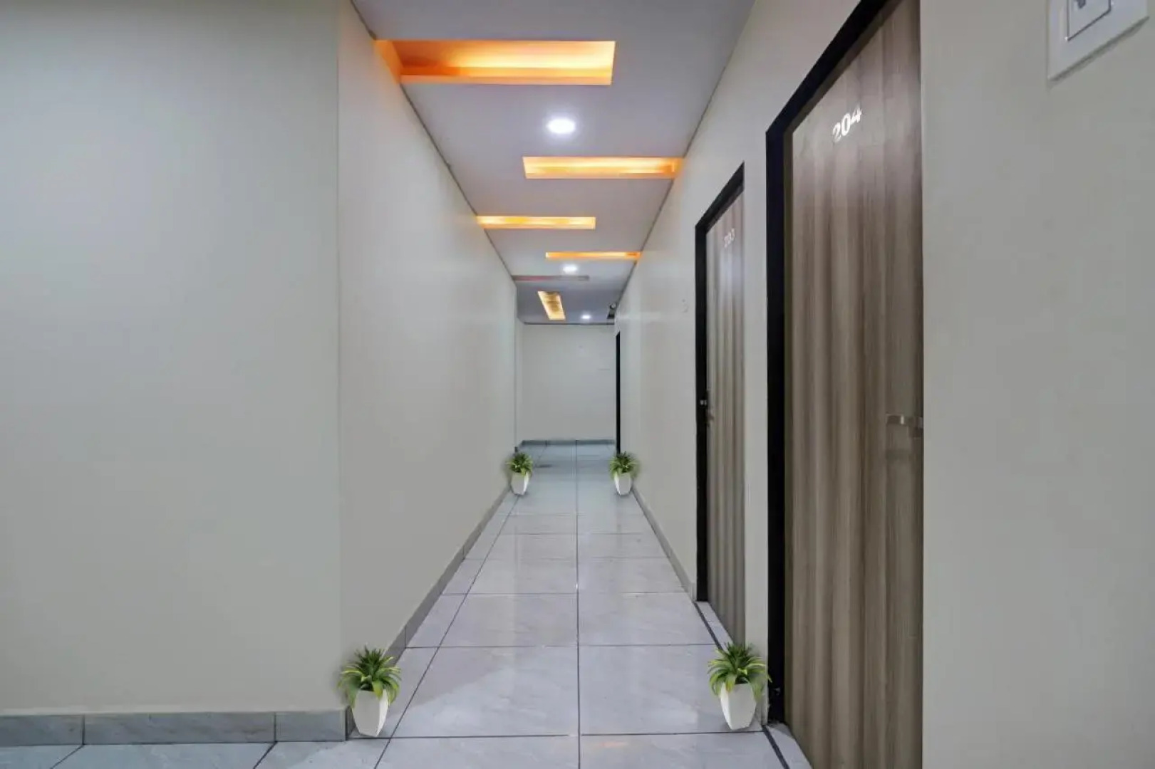 Oyo 37770 Hotel Parishram