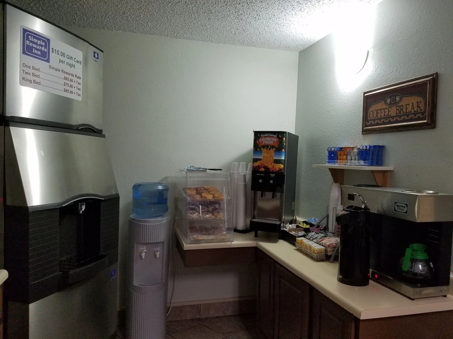 Simple Rewards Inn