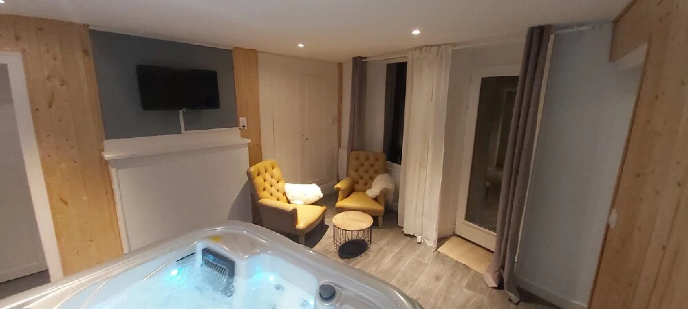 Suite Eden Jacuzzi Prive