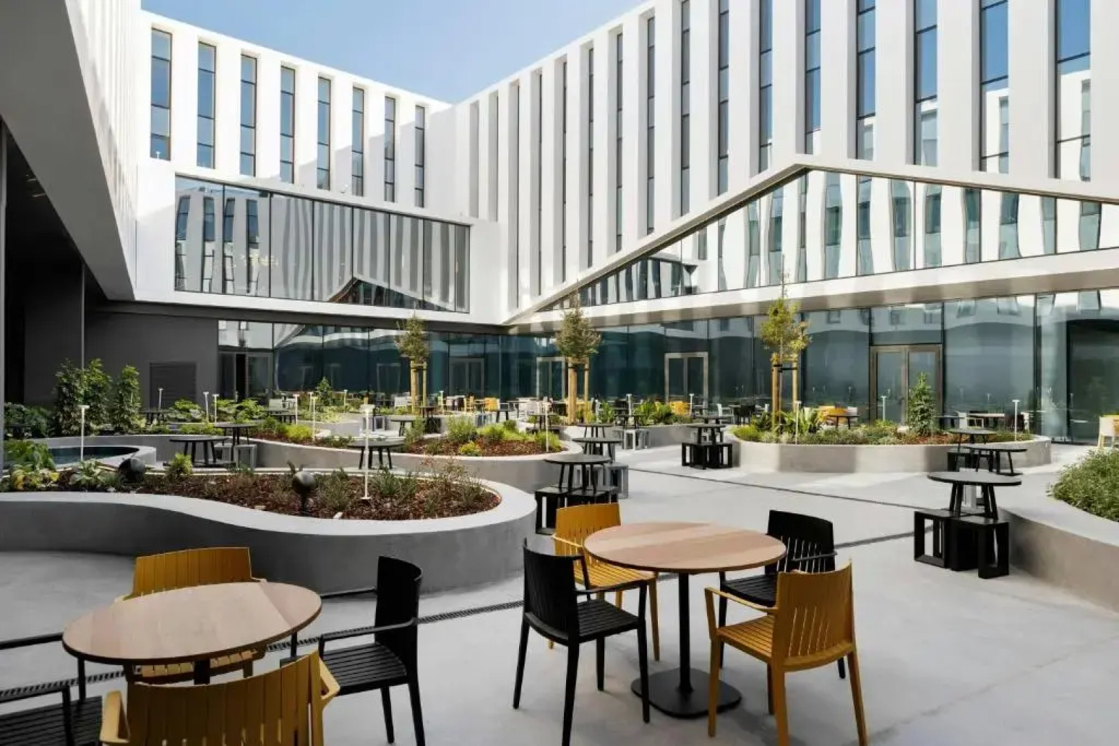 Moxy Alfragide Lisboa