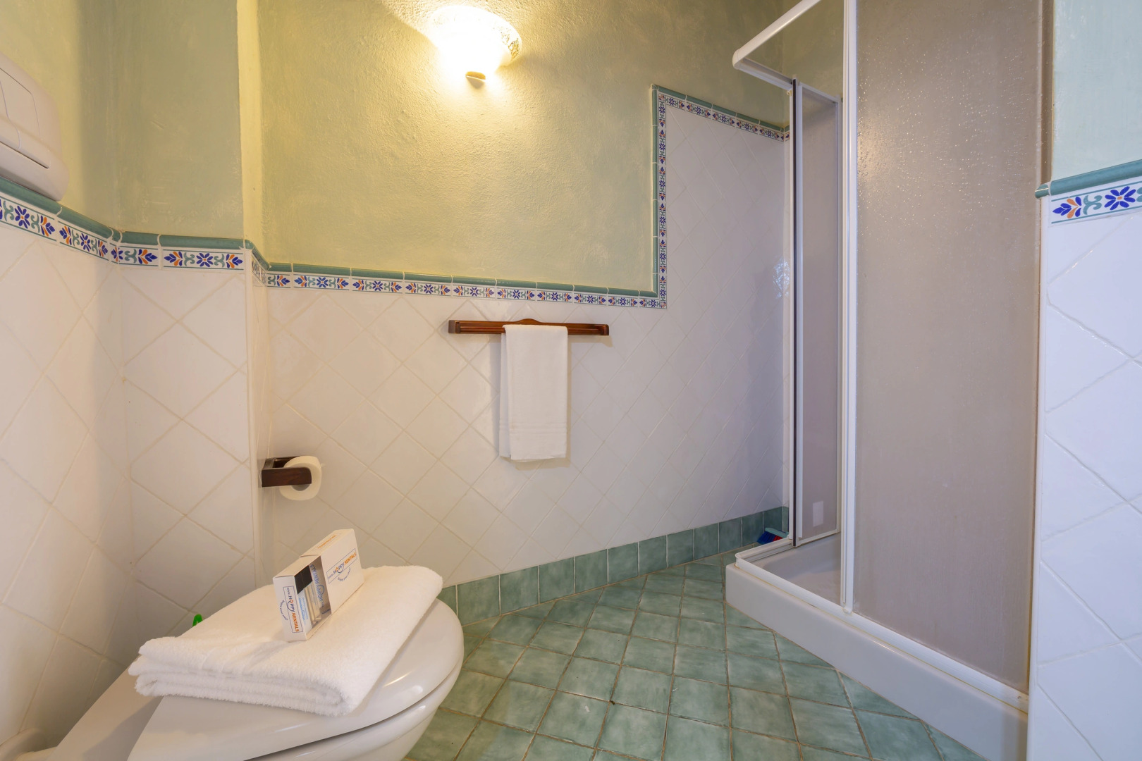 Liano Iris - Terrace & parking place