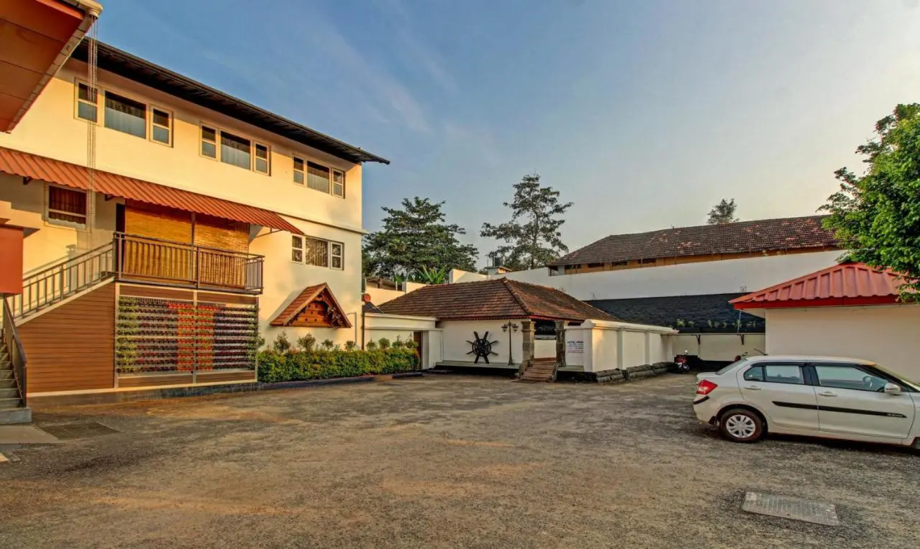 Treebo Trend Hotel Prince