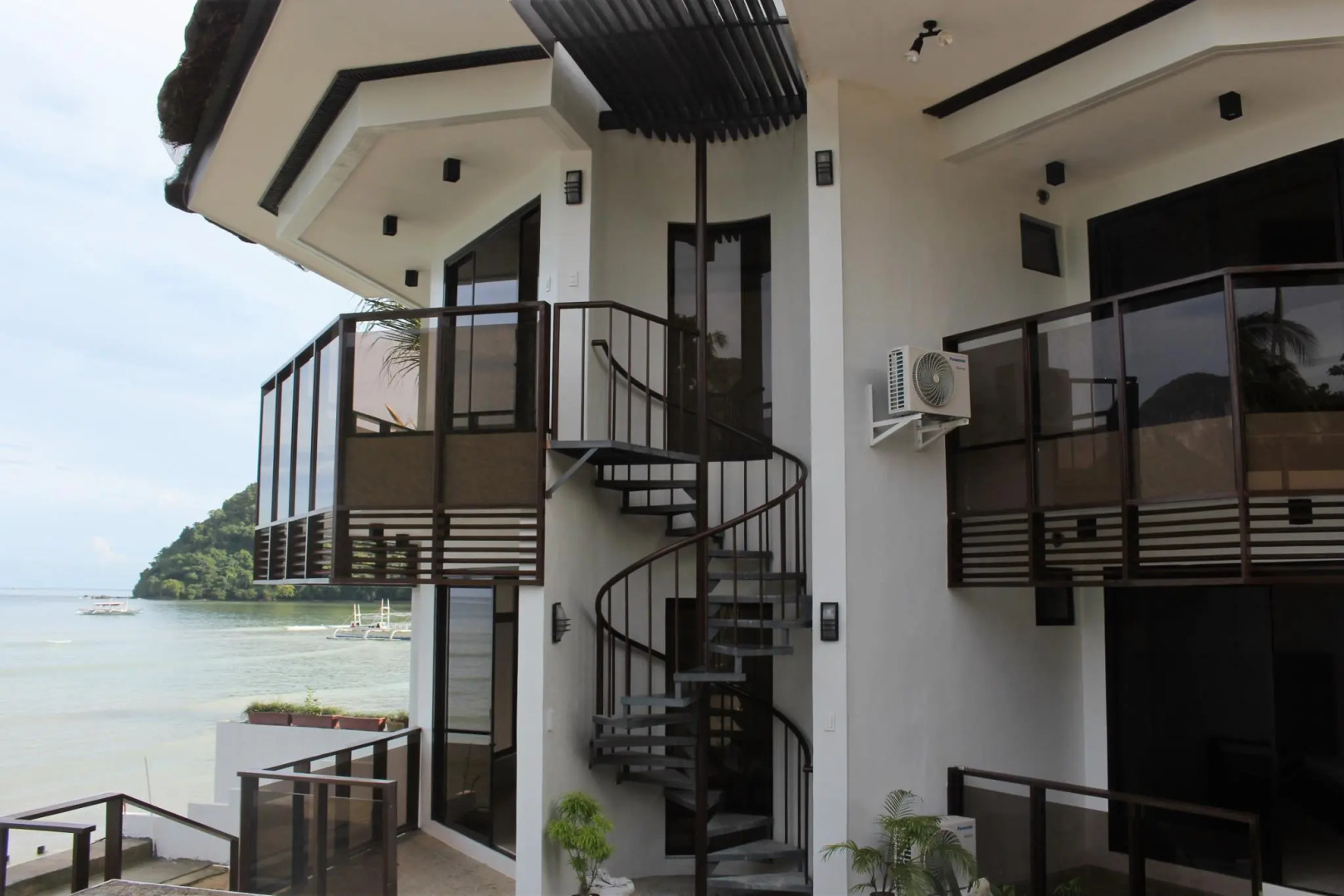 El Nido Reef Strand Resort