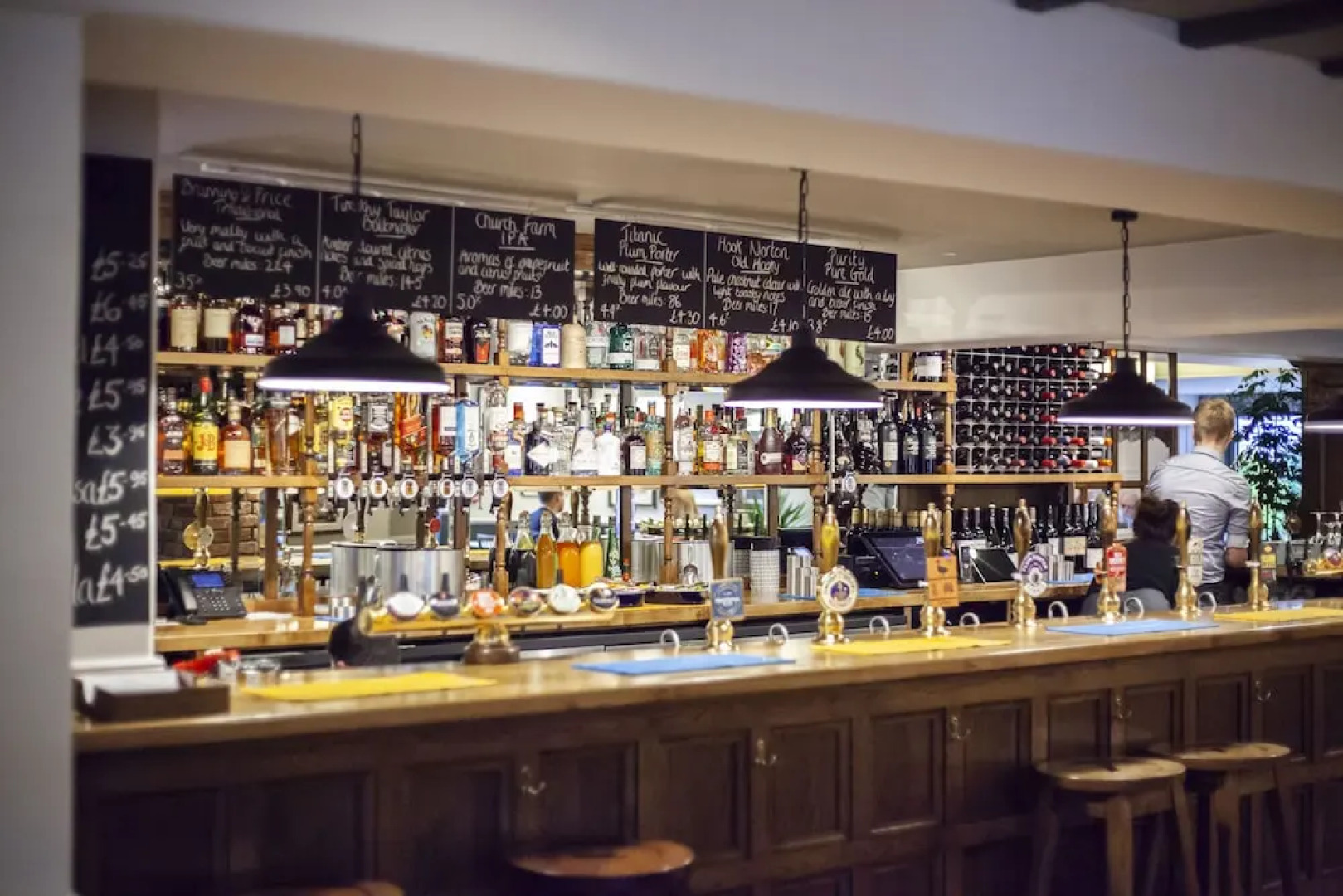 The Bell Alderminster