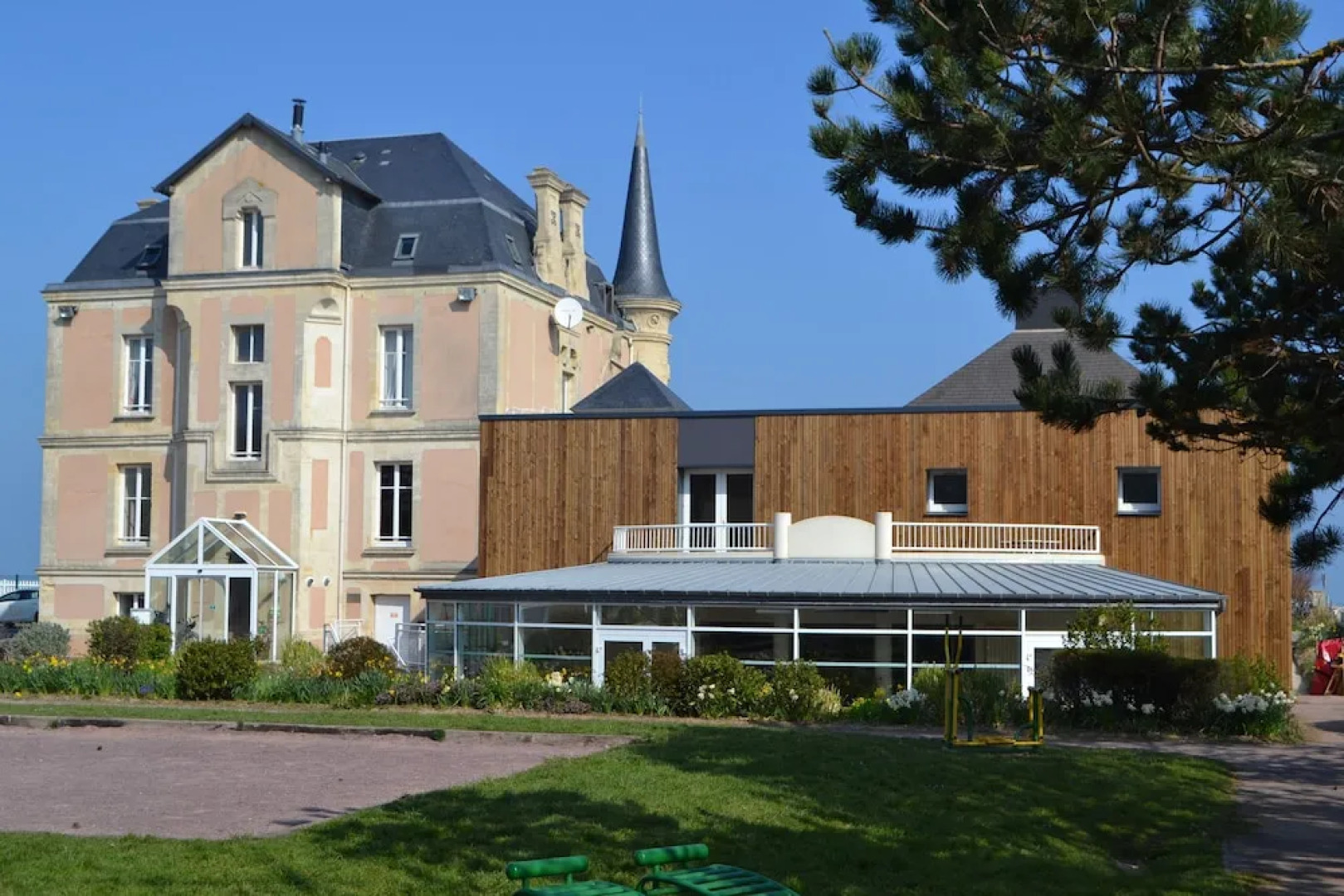 Hôtel Club Les Tourelles