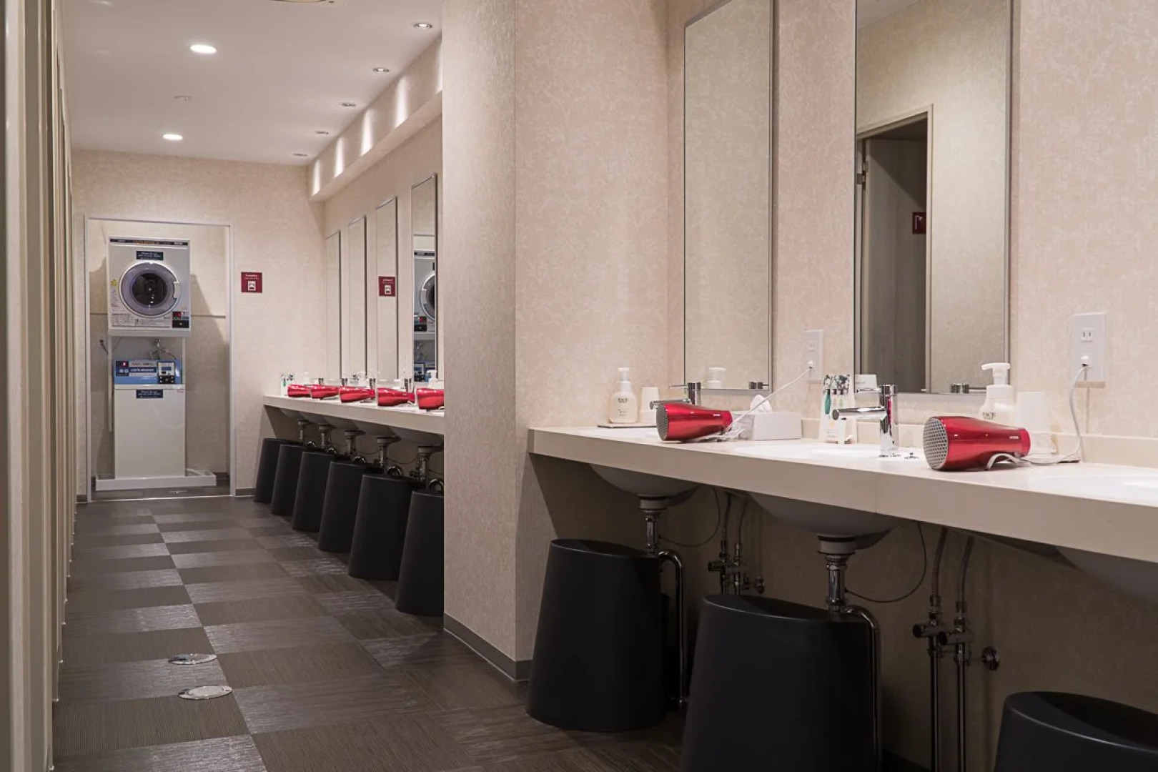 Cabin & Lounge Highland Station Inn