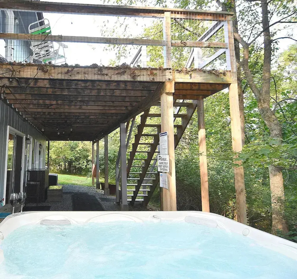 Serendipity - Large 5BR With a Hot Tub