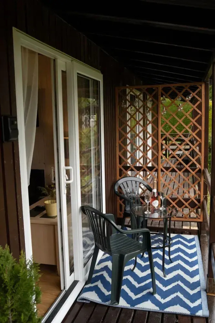 Catkin Lodge set in a Beautiful 24 Acre Woodland Holiday Park