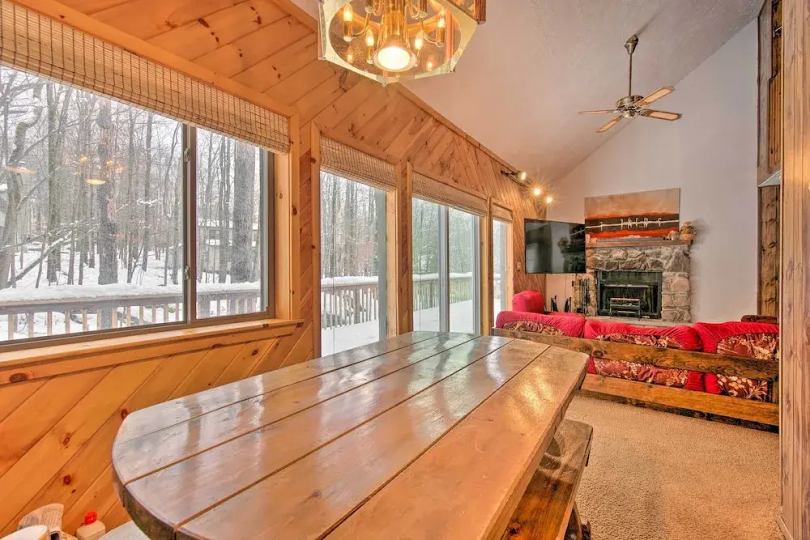 Cozy Lake Ariel Home w/ Community Amenities!