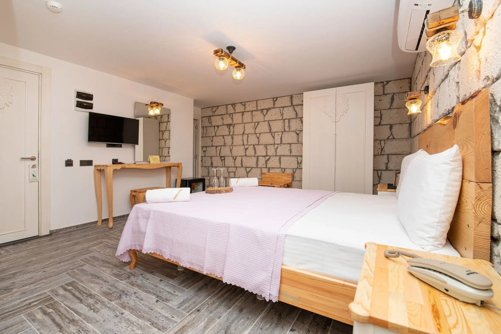Twins Hotel