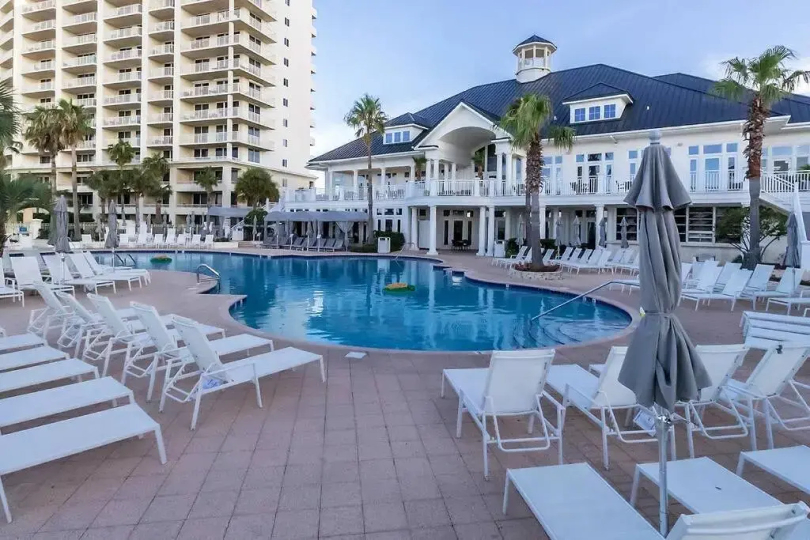 Bristol 205 - Beachfront Condo with Breathtaking Views