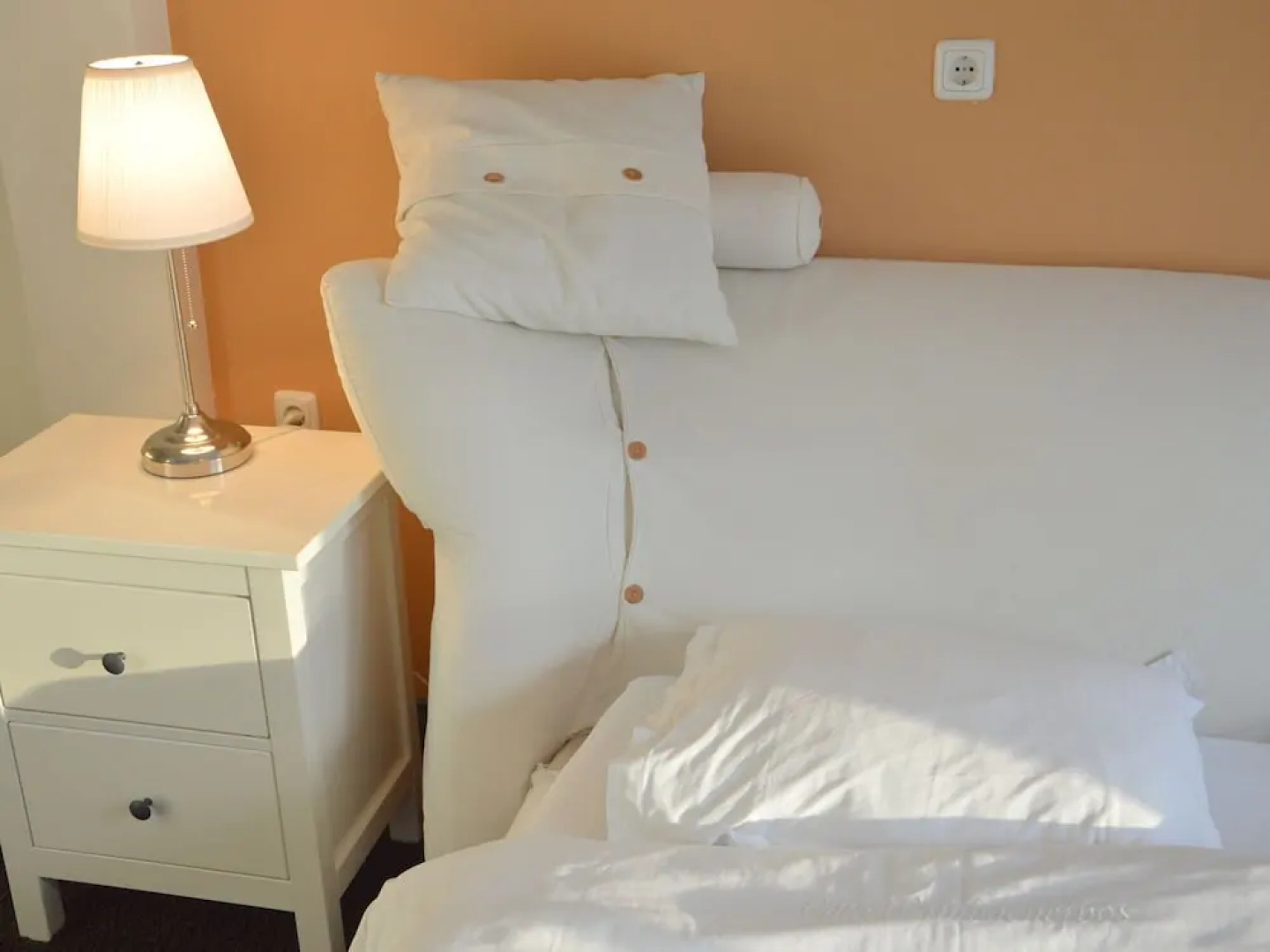 Opulent Villa with Sauna, Hot Tub, Pool