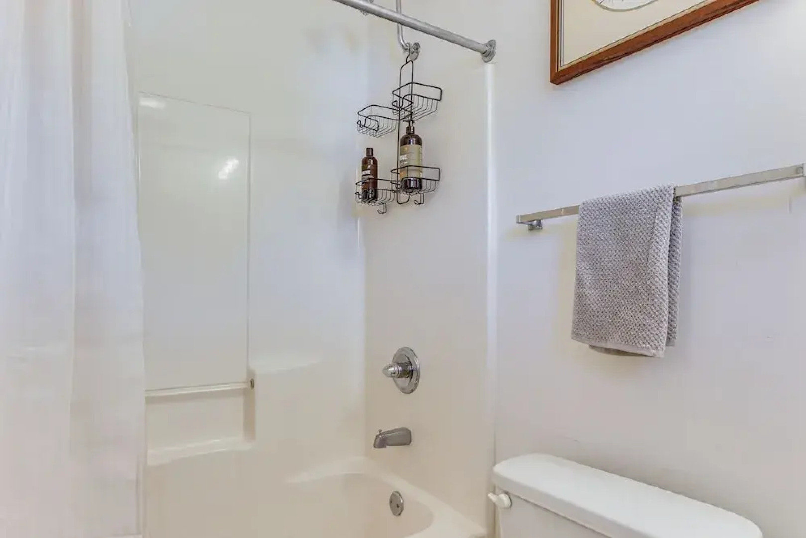 3 Mi to Hopelands Gardens: Family Aiken Home!