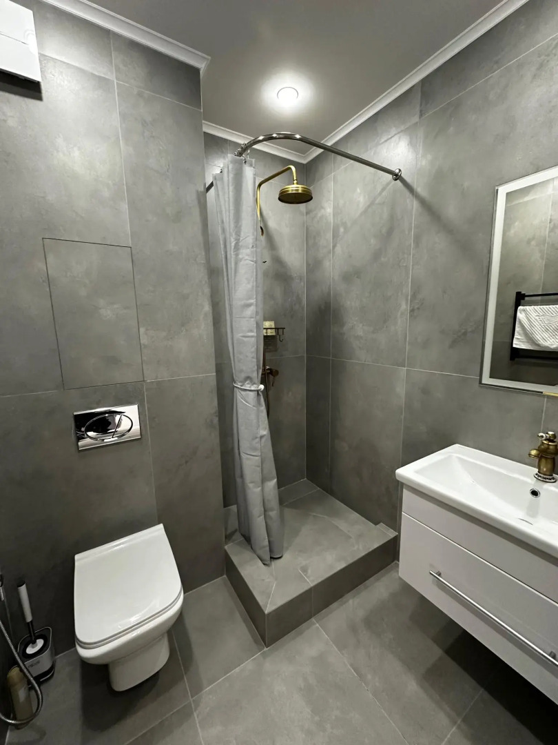 Первомайский