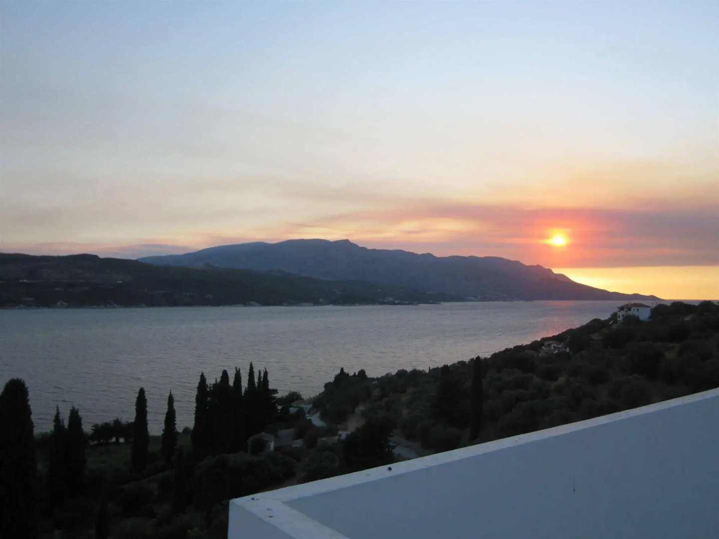 Scorpios Hotel & Suites