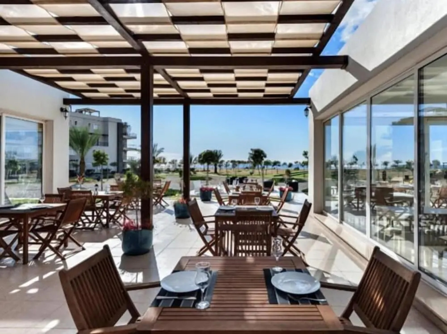 Thalassa Beach Resort Apartment 11-301