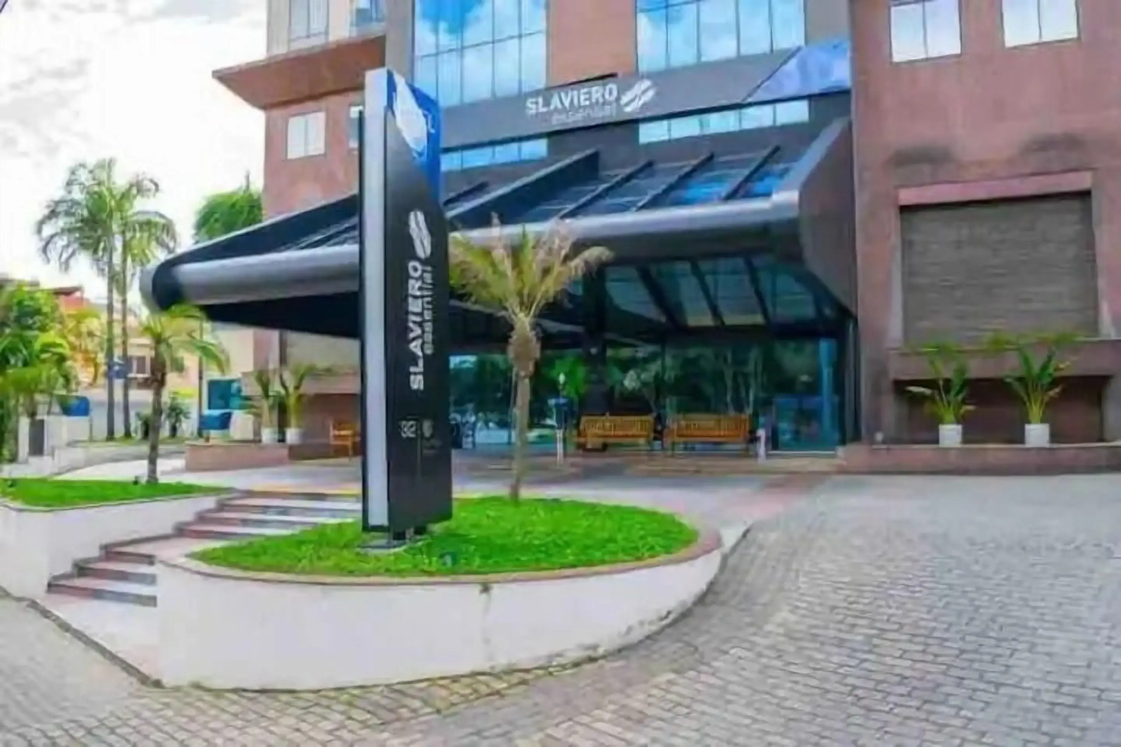 SLR - Essential GRU Airport By Anora Spaces