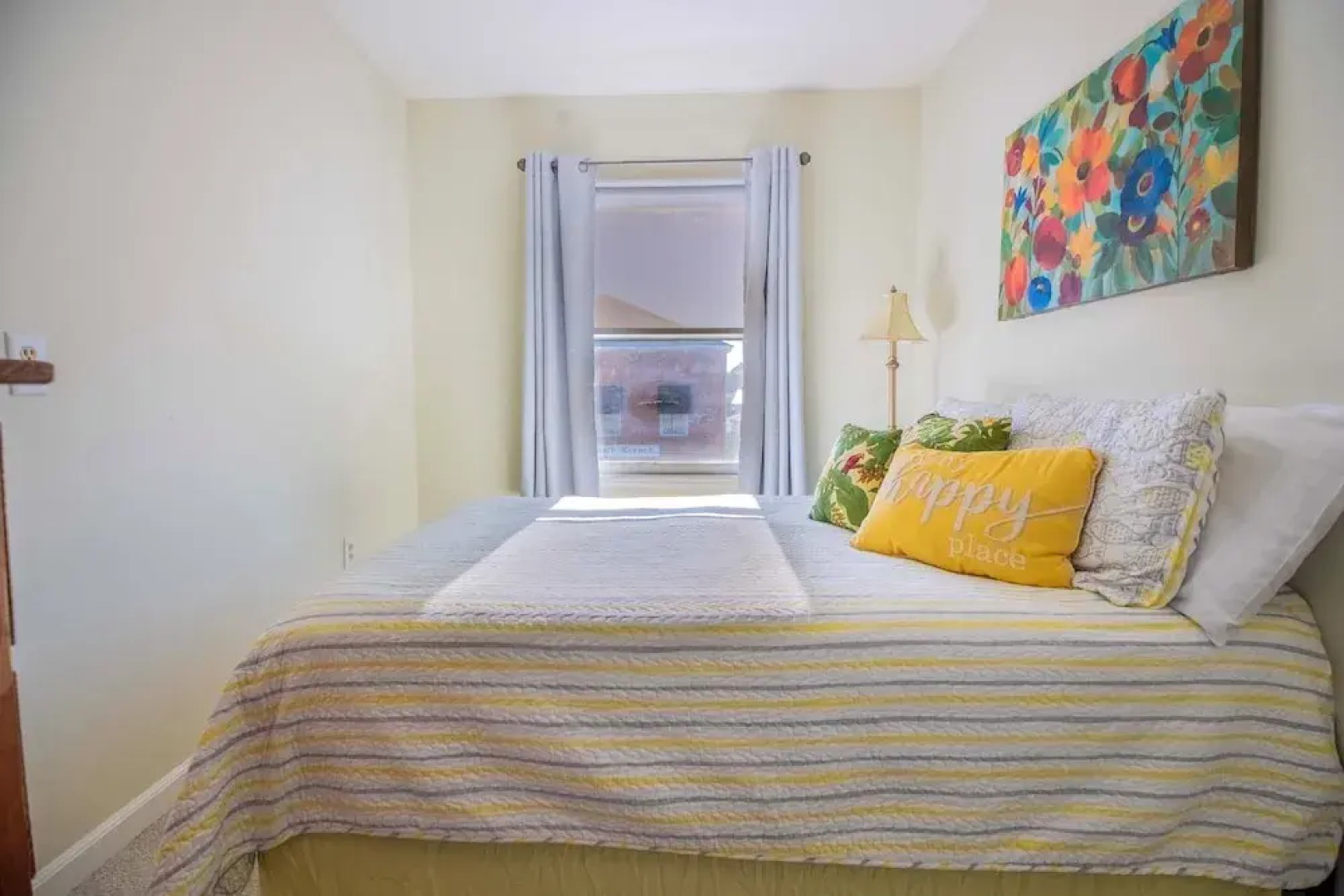 Stroll Into Town: Cozy Apartment in Kilmarnock