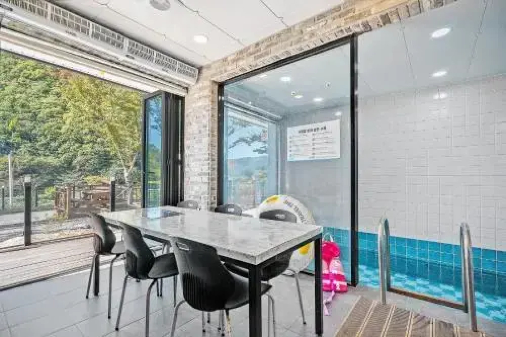 Milyang Ajour Kids Poolvilla