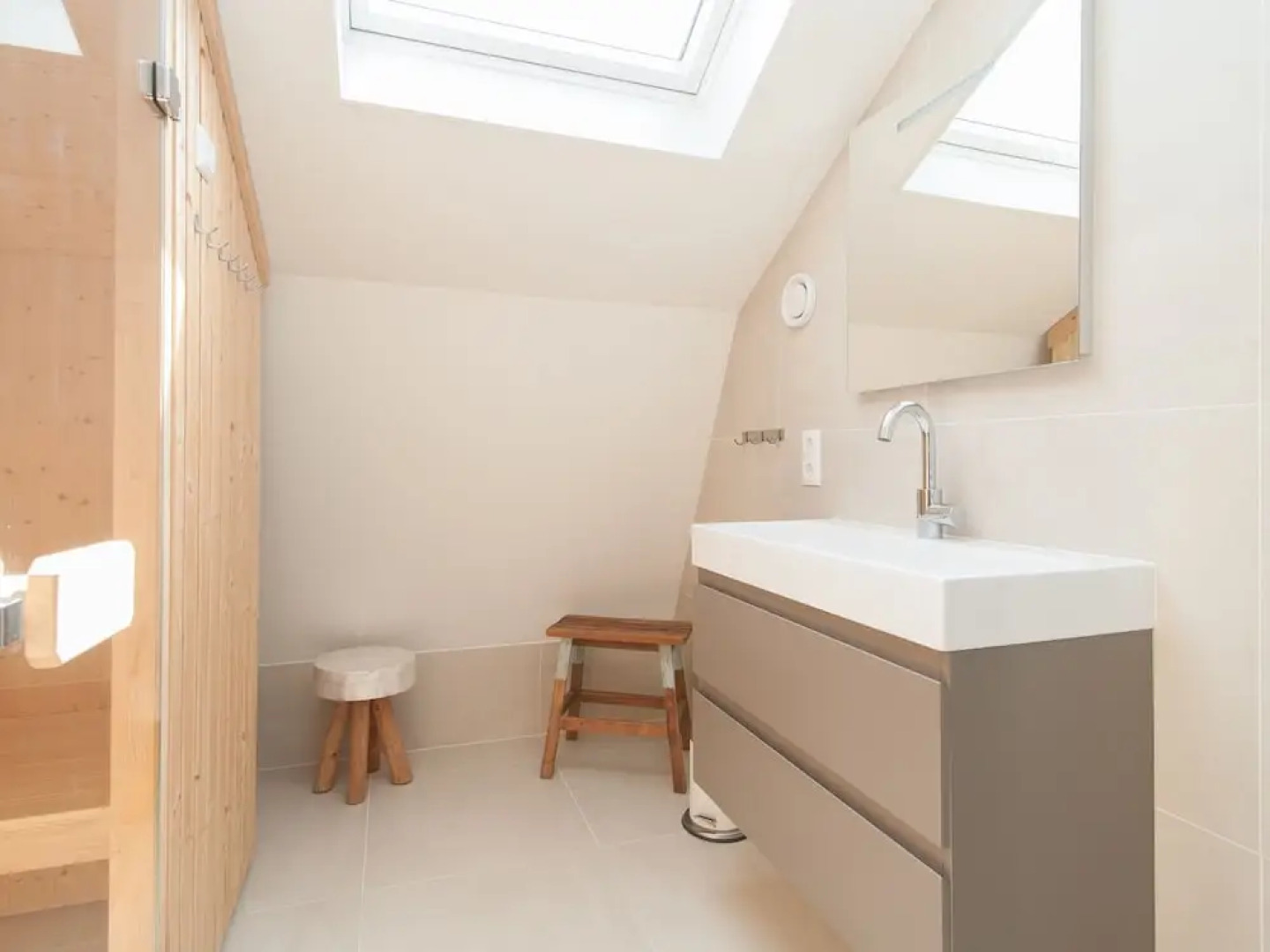 Beautiful new Villa With Sauna Surrounded by Dune Reserve Near the sea