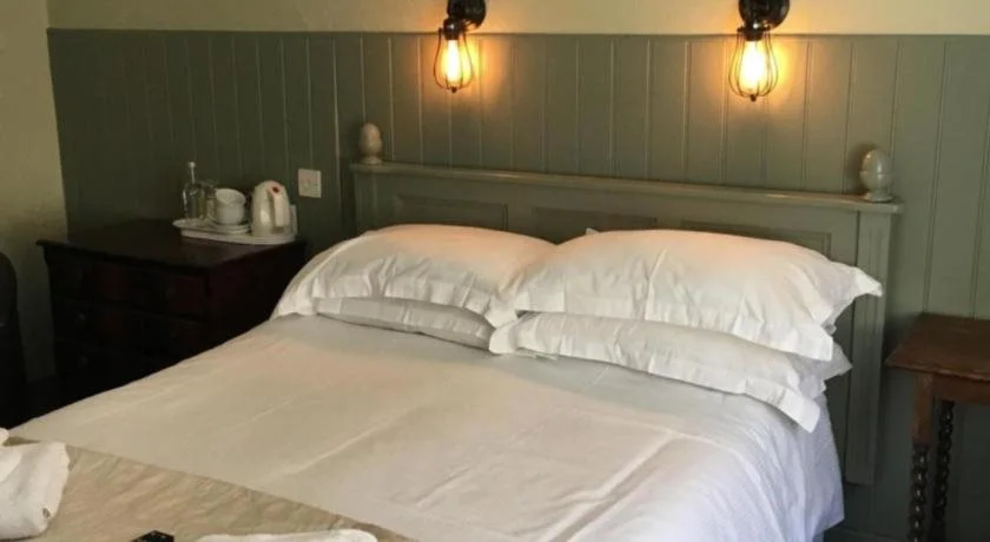 The Golden Pheasant Hotel